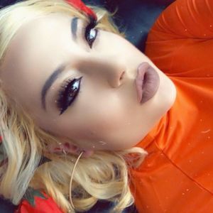 Meet your Posher, Alexa